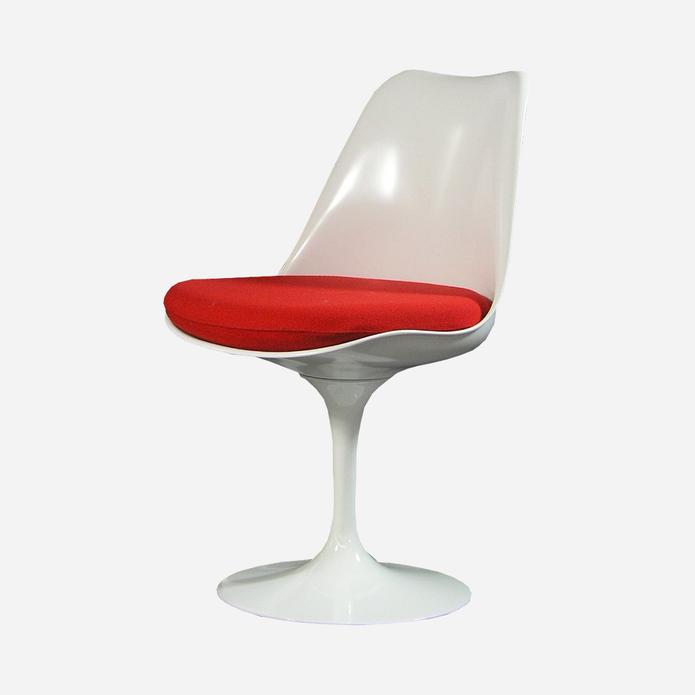 Eames Lounge Chair Tulip